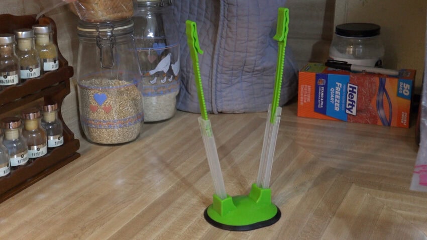 Hands-Free Bag Holder